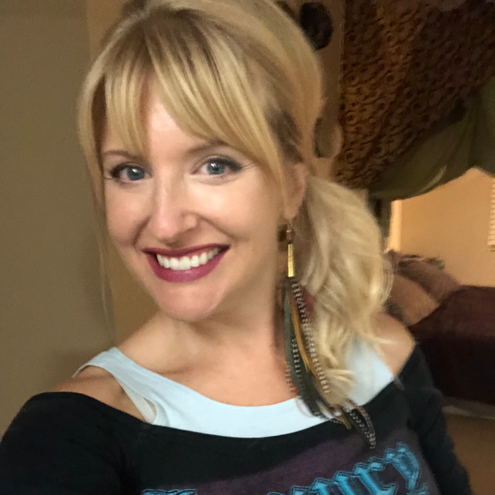 Meet your Posher, Jennifer